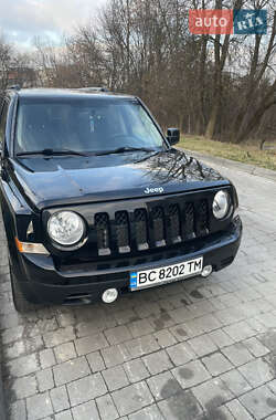 Позашляховик / Кросовер Jeep Patriot 2015 в Львові