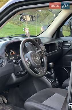 Внедорожник / Кроссовер Jeep Patriot 2013 в Луцке