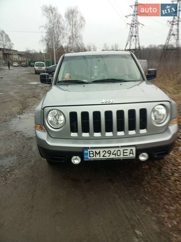 Внедорожник / Кроссовер Jeep Patriot 2016 в Сумах