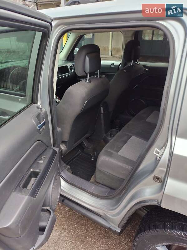 Позашляховик / Кросовер Jeep Patriot 2015 в Житомирі