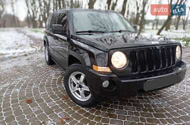 Позашляховик / Кросовер Jeep Patriot 2010 в Червонограді