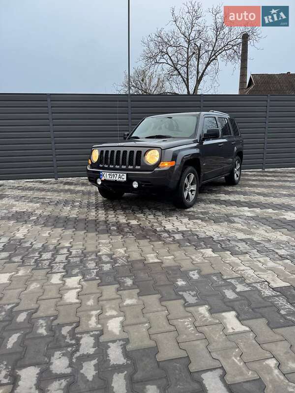 Внедорожник / Кроссовер Jeep Patriot 2016 в 