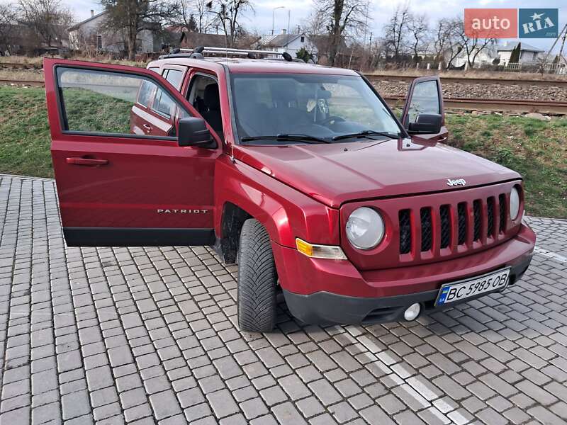 Внедорожник / Кроссовер Jeep Patriot 2012 в Львове