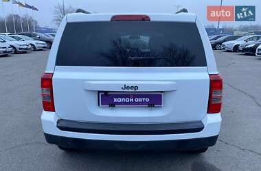 Внедорожник / Кроссовер Jeep Patriot 2014 в Днепре