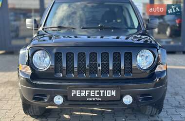 Внедорожник / Кроссовер Jeep Patriot 2013 в Черновцах