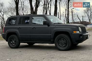 Позашляховик / Кросовер Jeep Patriot 2010 в Кам'янському