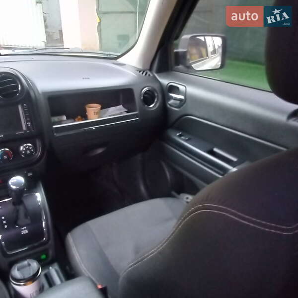 Позашляховик / Кросовер Jeep Patriot 2011 в П'ятихатках