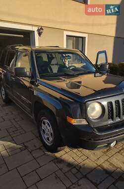 Позашляховик / Кросовер Jeep Patriot 2014 в Львові