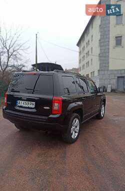 Внедорожник / Кроссовер Jeep Patriot 2016 в Вышгороде