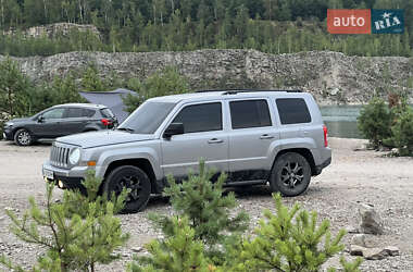 Внедорожник / Кроссовер Jeep Patriot 2016 в 