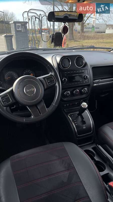 Внедорожник / Кроссовер Jeep Patriot 2014 в Лопатине