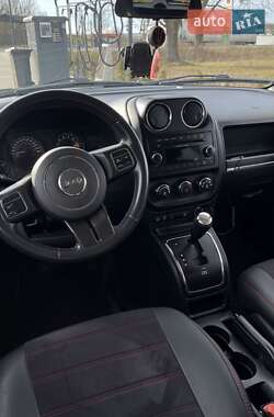 Внедорожник / Кроссовер Jeep Patriot 2014 в 