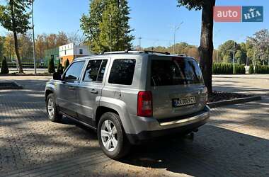 Внедорожник / Кроссовер Jeep Patriot 2015 в 