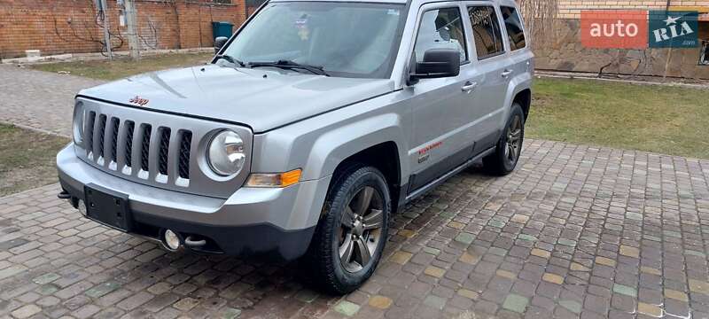 Внедорожник / Кроссовер Jeep Patriot 2016 в Луцке