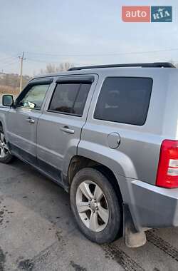 Внедорожник / Кроссовер Jeep Patriot 2014 в Буче