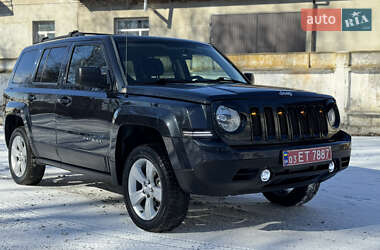 Внедорожник / Кроссовер Jeep Patriot 2014 в Дубно