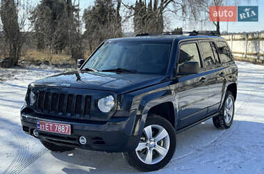 Внедорожник / Кроссовер Jeep Patriot 2014 в Дубно