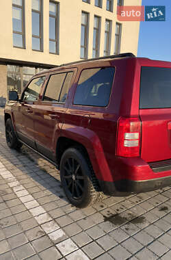 Внедорожник / Кроссовер Jeep Patriot 2016 в Львове