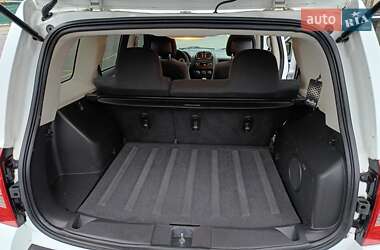 Внедорожник / Кроссовер Jeep Patriot 2014 в 