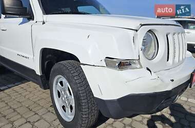 Внедорожник / Кроссовер Jeep Patriot 2016 в 