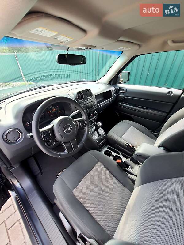 Позашляховик / Кросовер Jeep Patriot 2014 в Запоріжжі