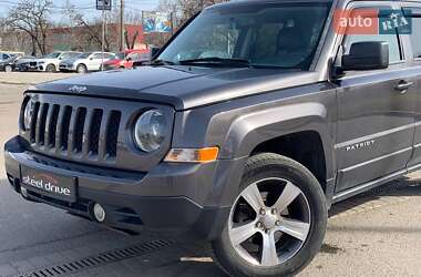 Внедорожник / Кроссовер Jeep Patriot 2015 в Николаеве