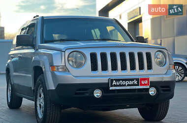 Внедорожник / Кроссовер Jeep Patriot 2011 в 