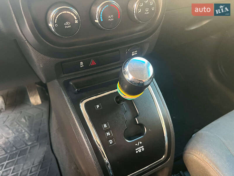 Внедорожник / Кроссовер Jeep Patriot 2011 в Одессе