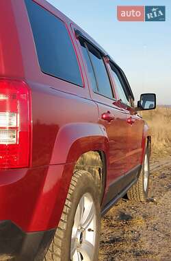 Позашляховик / Кросовер Jeep Patriot 2015 в 