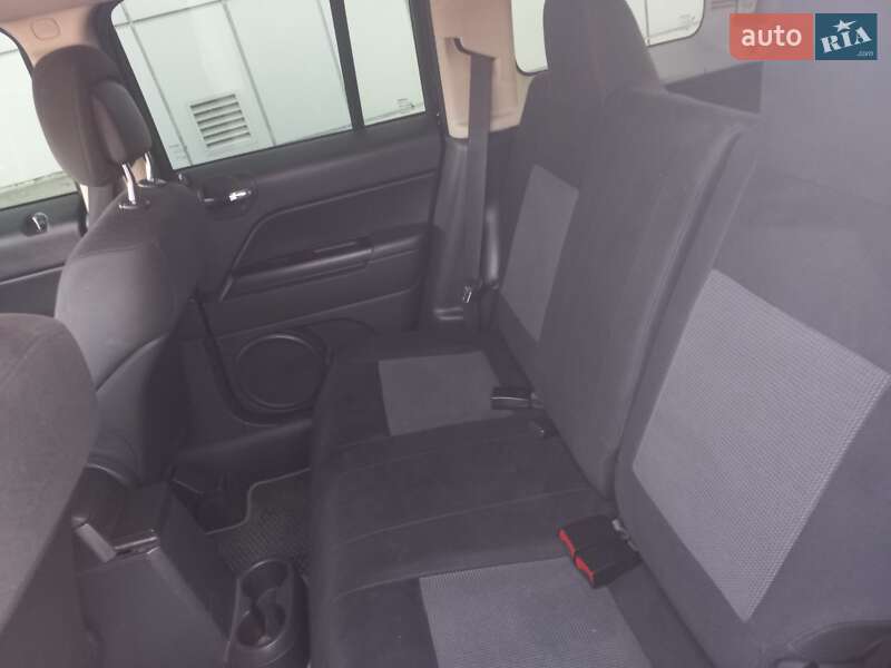 Внедорожник / Кроссовер Jeep Patriot 2011 в Кременчуге