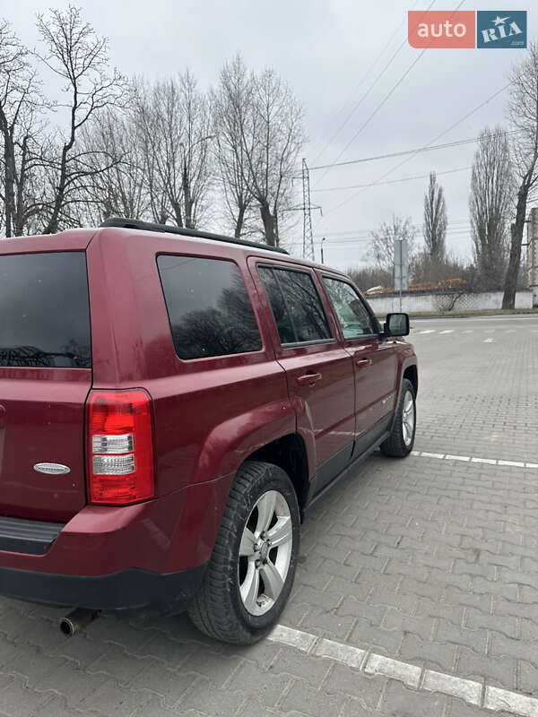 Позашляховик / Кросовер Jeep Patriot 2013 в Хмельницькому