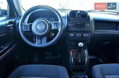 Внедорожник / Кроссовер Jeep Patriot 2011 в Львове