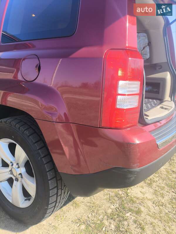 Внедорожник / Кроссовер Jeep Patriot 2014 в Киеве