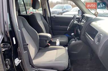 Внедорожник / Кроссовер Jeep Patriot 2012 в 