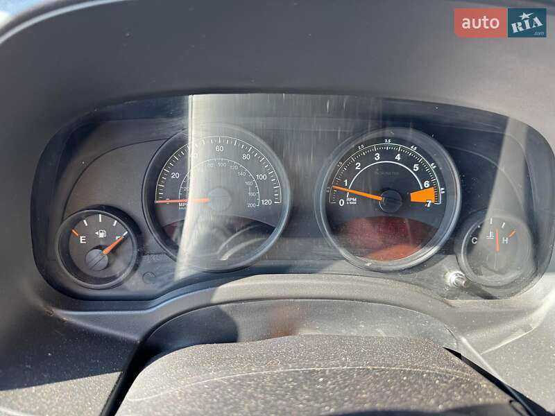 Позашляховик / Кросовер Jeep Patriot 2013 в Києві