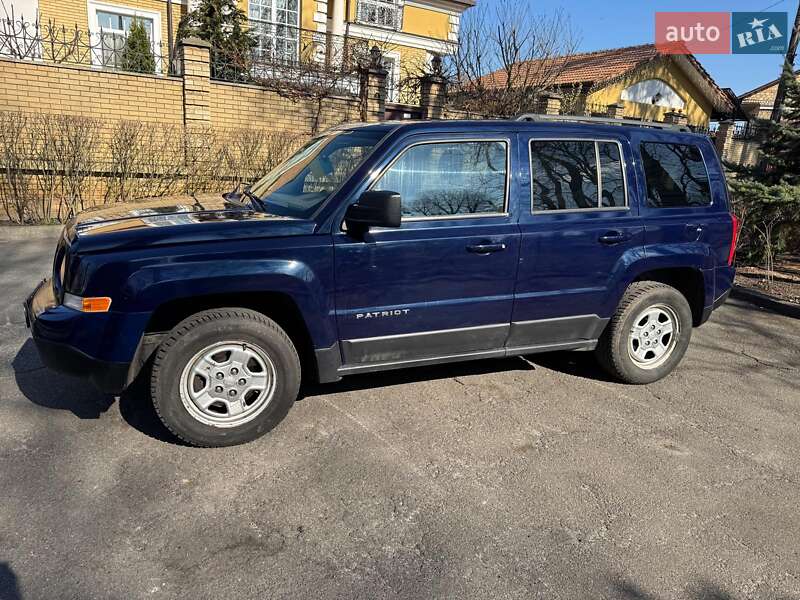 Позашляховик / Кросовер Jeep Patriot 2013 в Києві