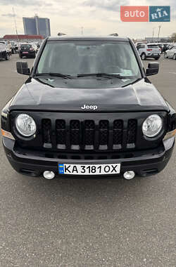 Внедорожник / Кроссовер Jeep Patriot 2016 в 