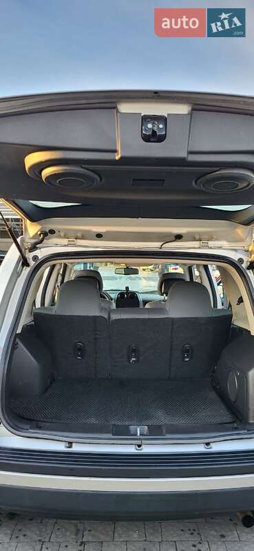 Внедорожник / Кроссовер Jeep Patriot 2013 в Львове
