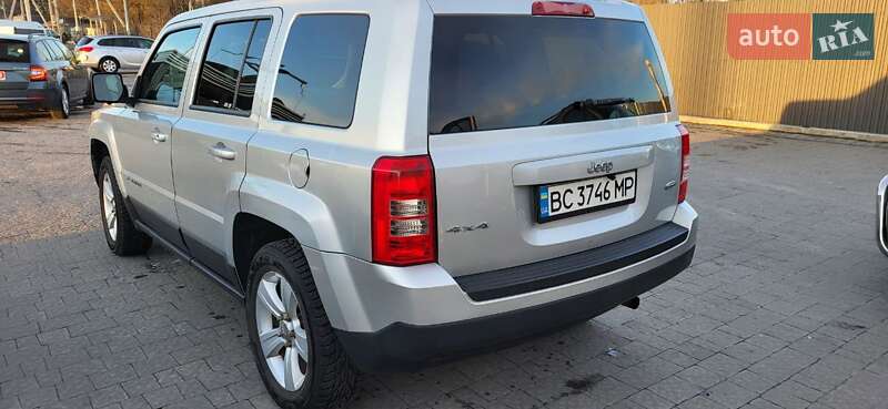 Внедорожник / Кроссовер Jeep Patriot 2013 в Львове