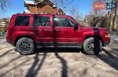 Внедорожник / Кроссовер Jeep Patriot 2016 в 