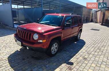 Внедорожник / Кроссовер Jeep Patriot 2014 в 