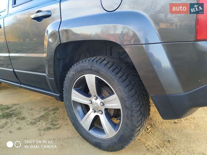 Позашляховик / Кросовер Jeep Patriot 2015 в Кривому Озері