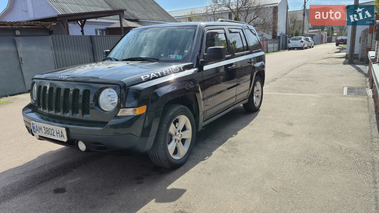 2015 Jeep Liberty (Patriot) - мініатюра 13