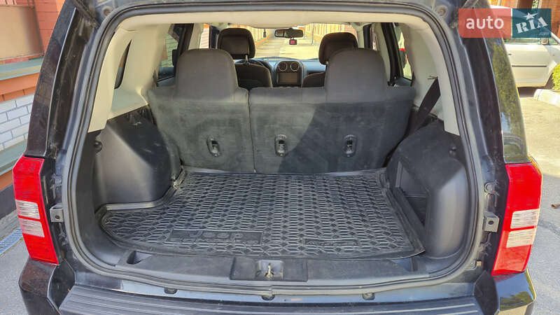 Внедорожник / Кроссовер Jeep Patriot 2015 в Житомире