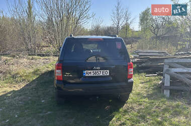 Позашляховик / Кросовер Jeep Patriot 2011 в 