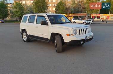Позашляховик / Кросовер Jeep Patriot 2013 в 