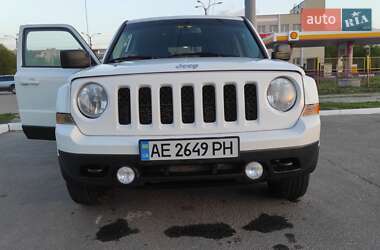 Позашляховик / Кросовер Jeep Patriot 2013 в 