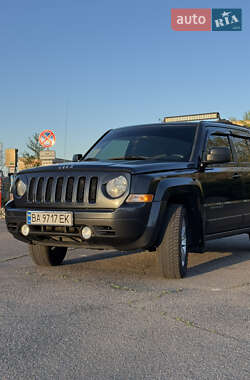 Внедорожник / Кроссовер Jeep Patriot 2013 в 