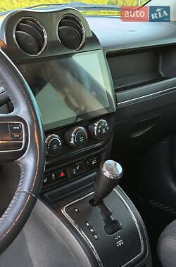 Внедорожник / Кроссовер Jeep Patriot 2013 в 