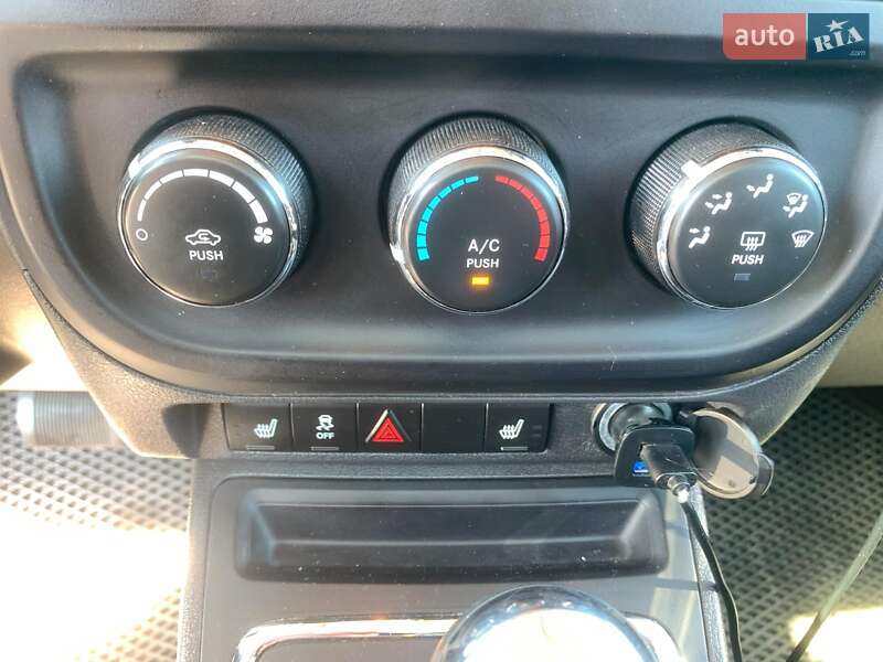 Внедорожник / Кроссовер Jeep Patriot 2016 в Виннице